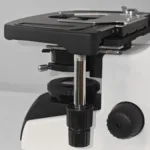 กล้องจุลทรรศน์ Trinocular 2000x ระบบ Infinity มีช่องต่อกล้อง ต่อจอเสริม รุ่น CM2000 - Image 9